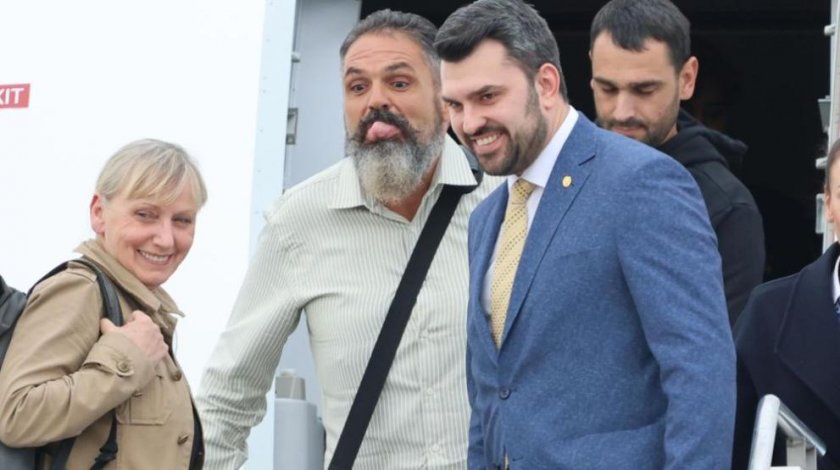 Благодарности към семействата си, към българския народ и към институциите