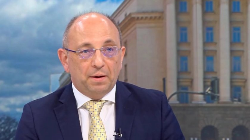 Има голям проблем с бюджета, но по-голям от него е