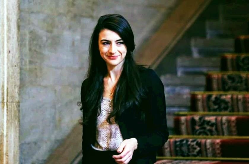 Прокуратурата официално е повдигнала обвинение срещу Лена Бориславова за документно престъпление, става ясно