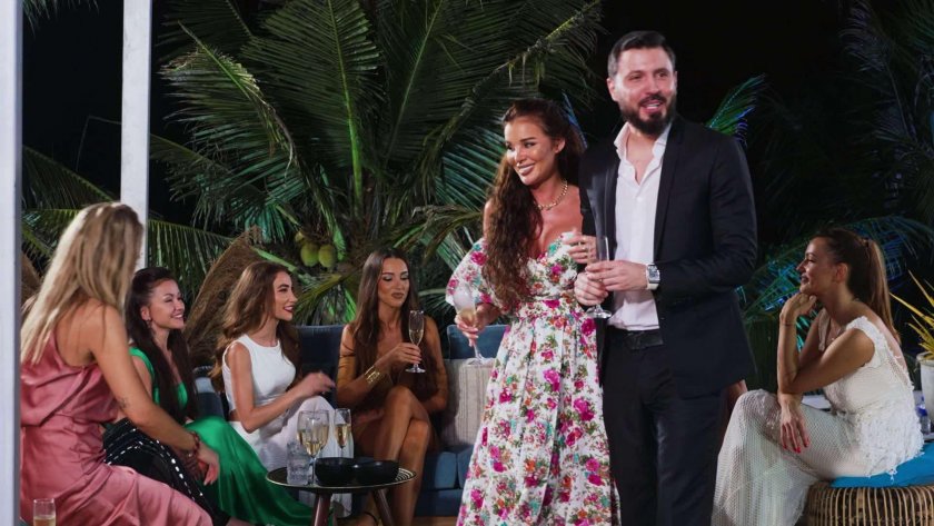 Дали няма да се окаже, че Мартина съвсем не е