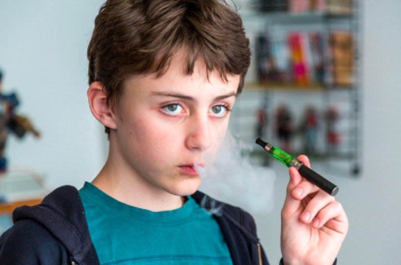 Тийнеиджъри разказаха по НОВА за опита си с наркотиците и