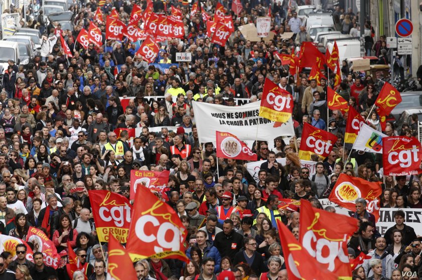 Външно предупреди: Национална стачка блокира Франция на 5 декември