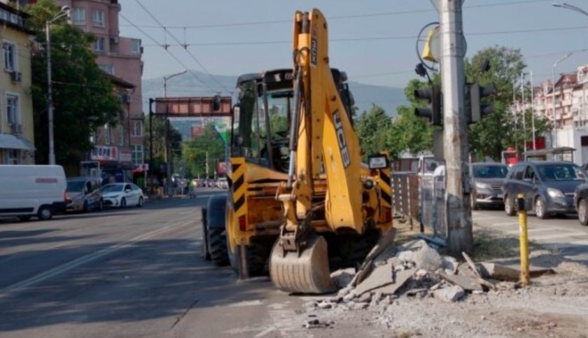 Затварят два важни столични булеварда 