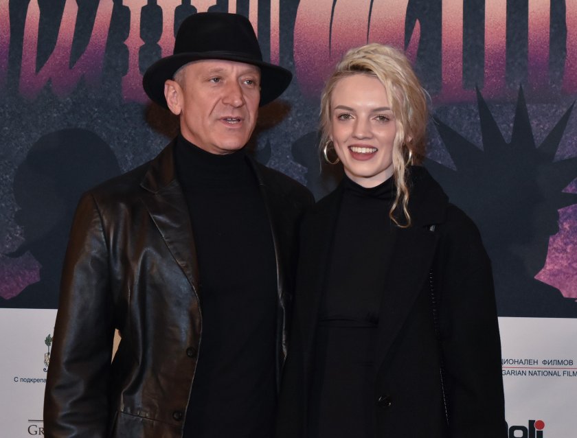 Деян Донков за пръв път мина по червения килим с