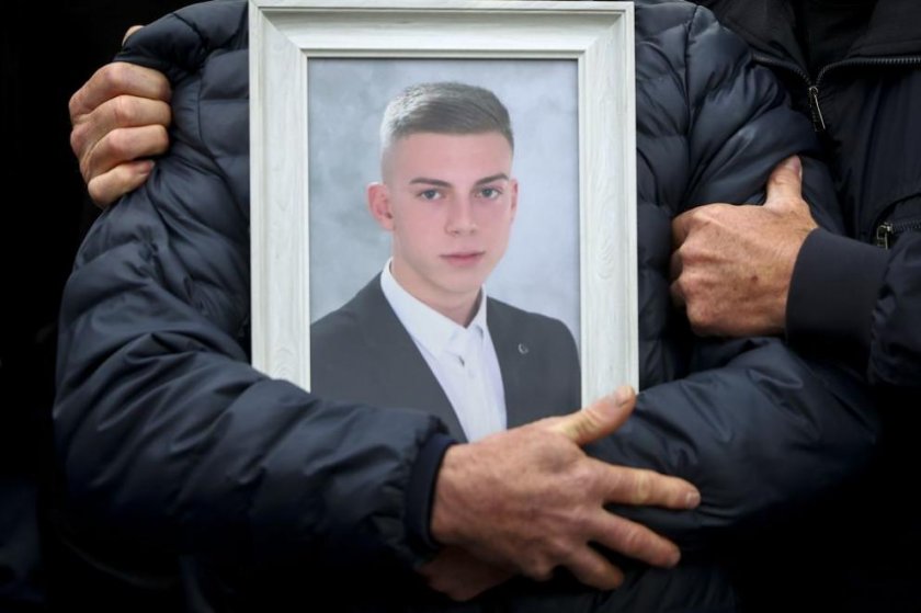 Не се чувстваме виновни, ние сме герои, спасихме 200 души. Останах