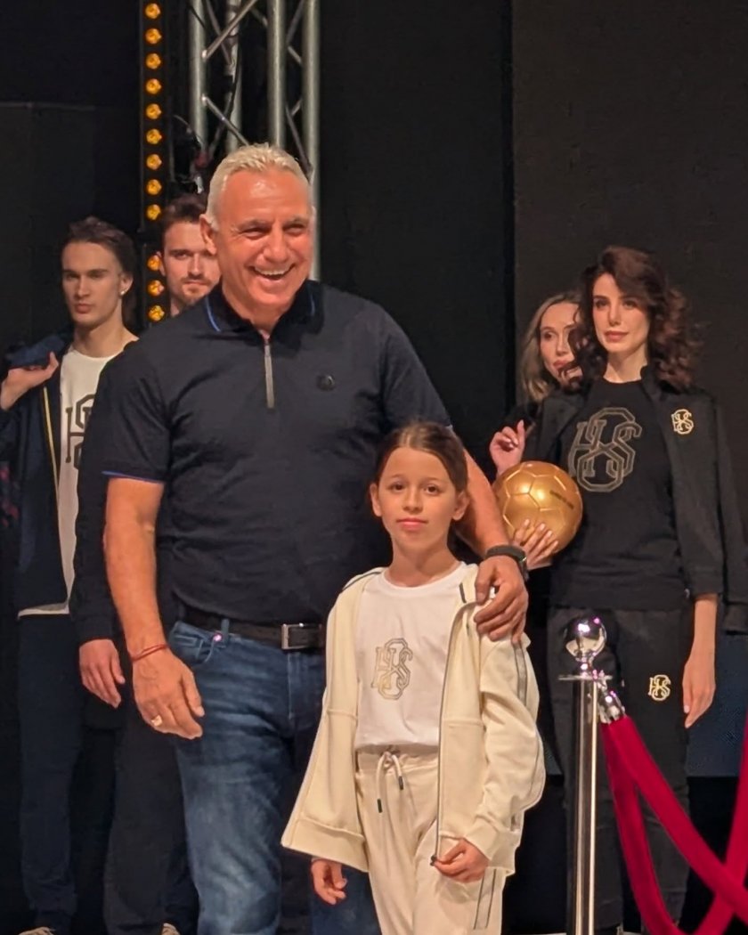 Христо Стоичков умее да взривява публиката не само с головете