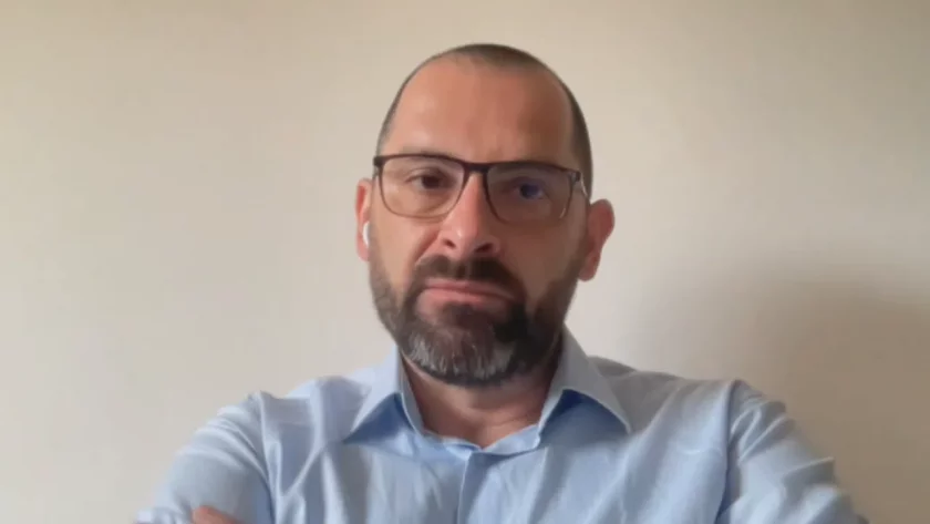 Позволете ми да не бъда човекът, който ще обяви официалните