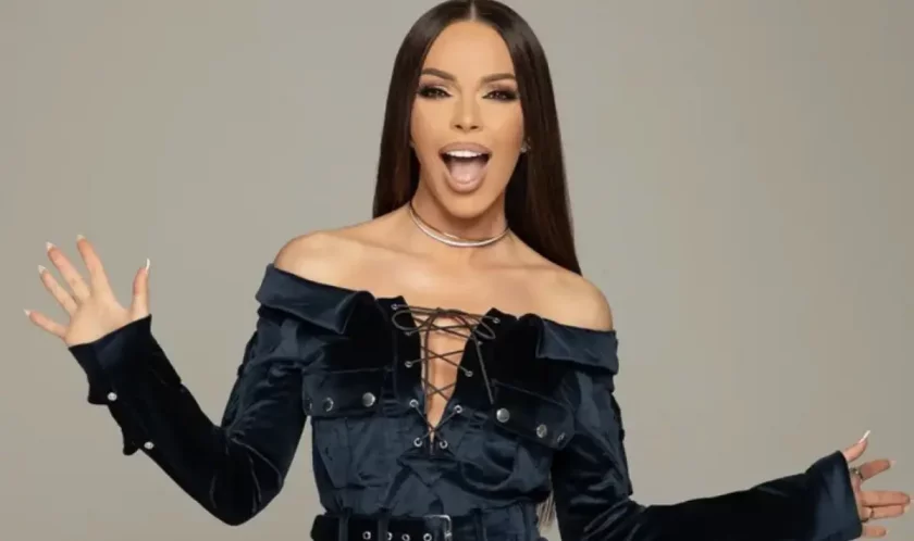 Поп фолк дивата Галена се наслаждава на слънчеви дни и