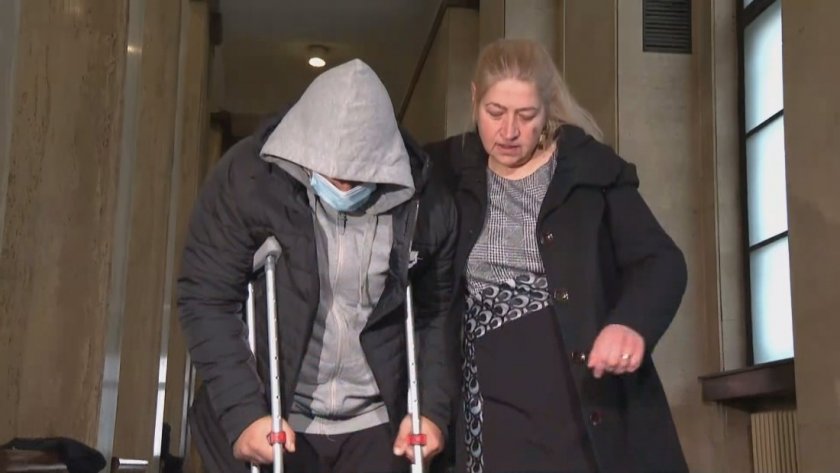 Мъжът, който преби метеоролозите на връх Мургаш, е избягал от