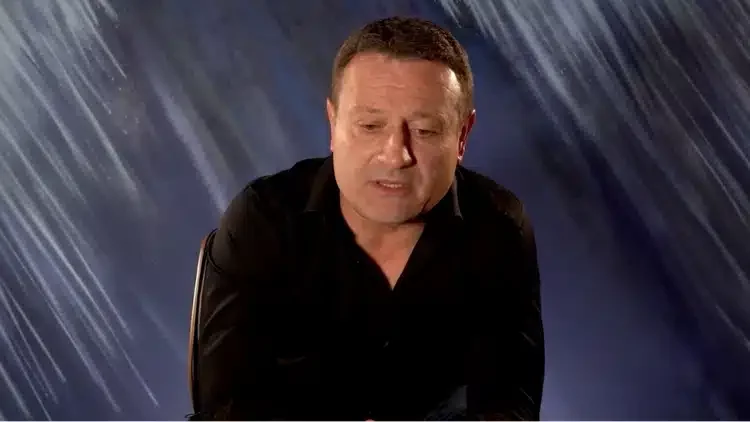 Смъртта на Сияна е огромна трагедия. За жалост тук е