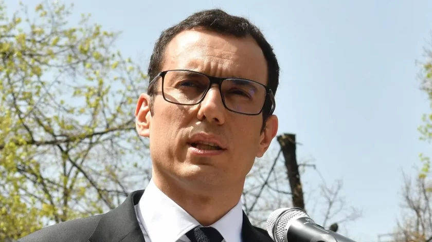 Това е мое решение, аз съм си го взел, без