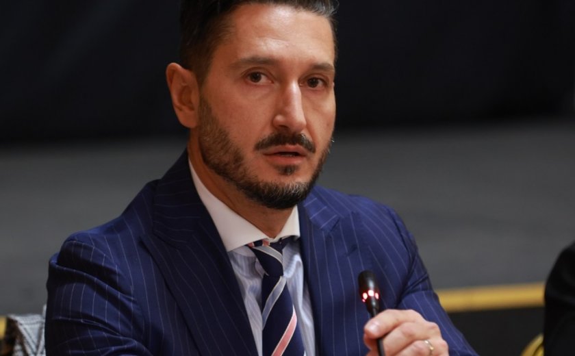 Желязков предлага сина на Любен Корнезов за съдия в СЕС 