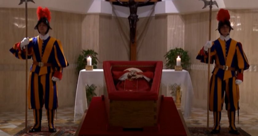 От днес гробът на папа Франциск в базиликата Санта Мария