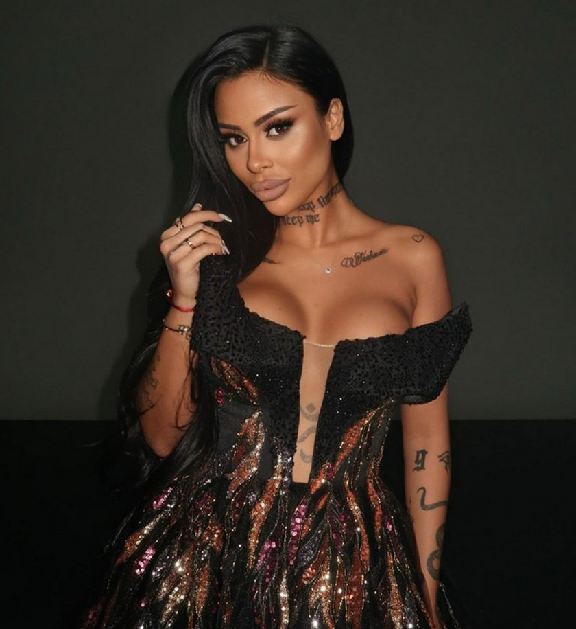 Алекса – приятелката на трагично загиналия Денис Теофиков, прави пробив