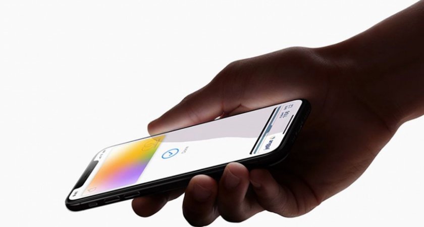 UniCredit вече предлага плащане с "Айфон" в България