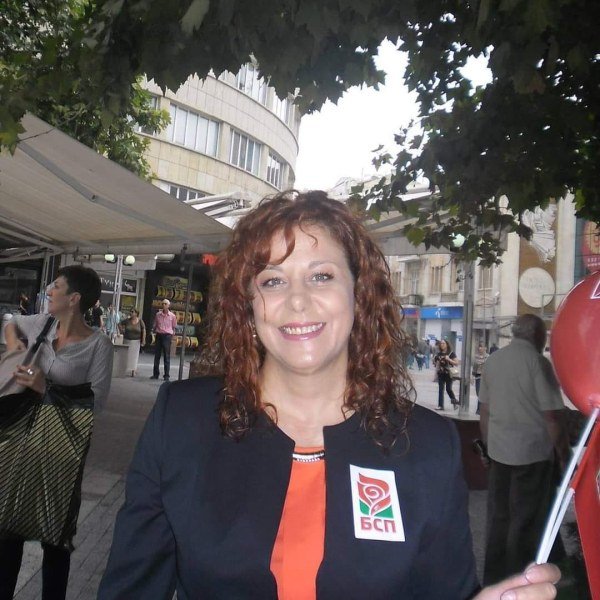 Нов, твърде любопитен шеф е назначен в регионалната дирекция в