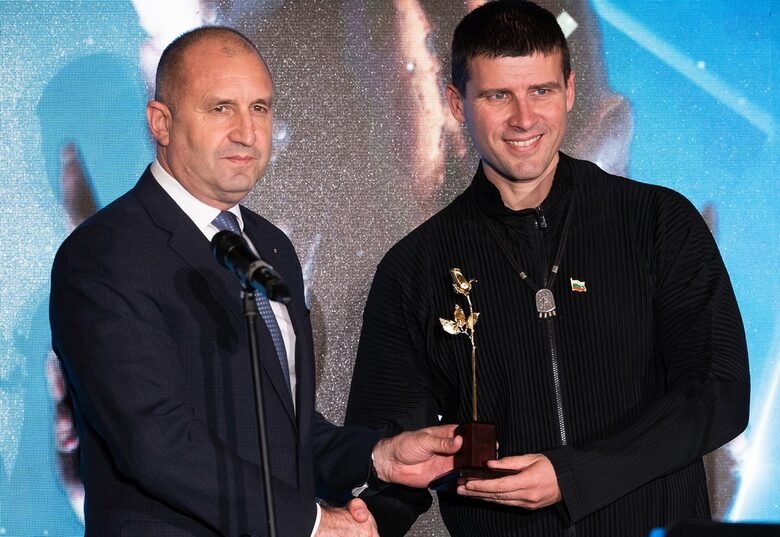 Хората около президента Румен Радев са предприели активни действия по