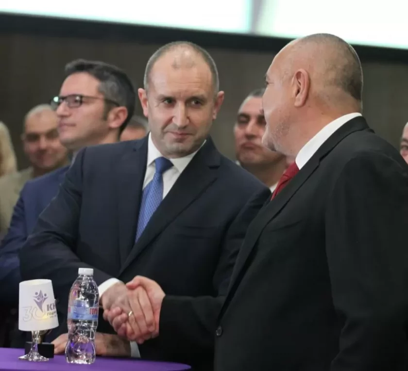 Румен Радев не успя да влезе в ролята си на