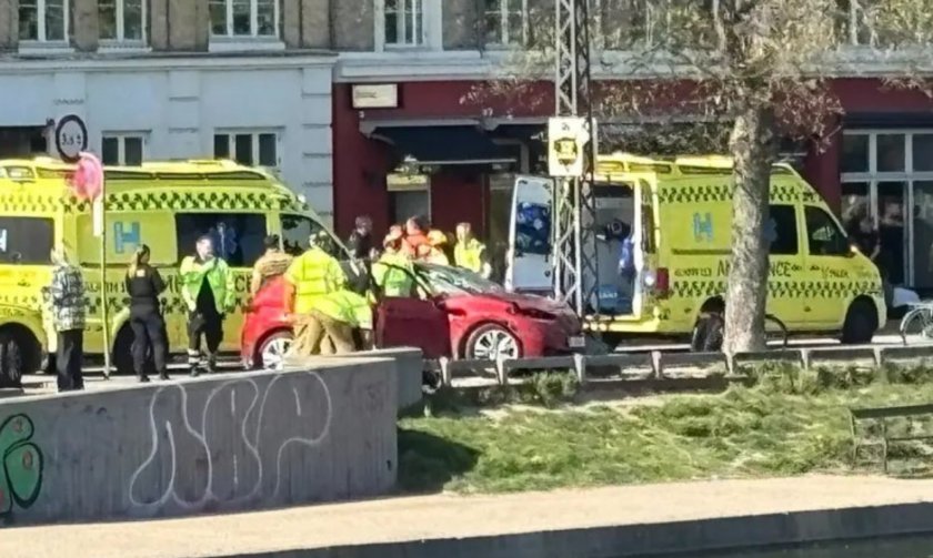 Кола се вряза в тълпа в центъра на Копенхаген