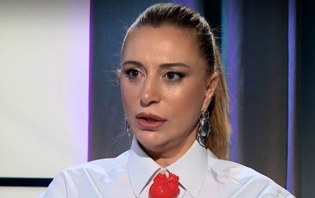 Ваня Щерева: Мъже, не слушайте Гюцова, прави ви на идиоти! (ВИДЕО)