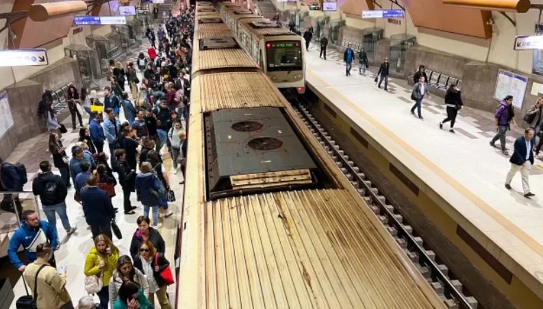 271 622 пътници са ползвали метрото днес до 15 ч.