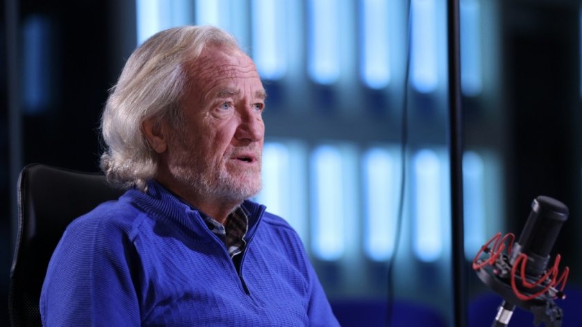 Това си е жива стачка. 7000 души стачкуват, милион и