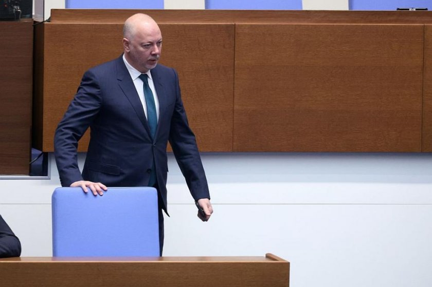 Искам да благодаря на БНБ, с управителя ѝ Димитър Радев