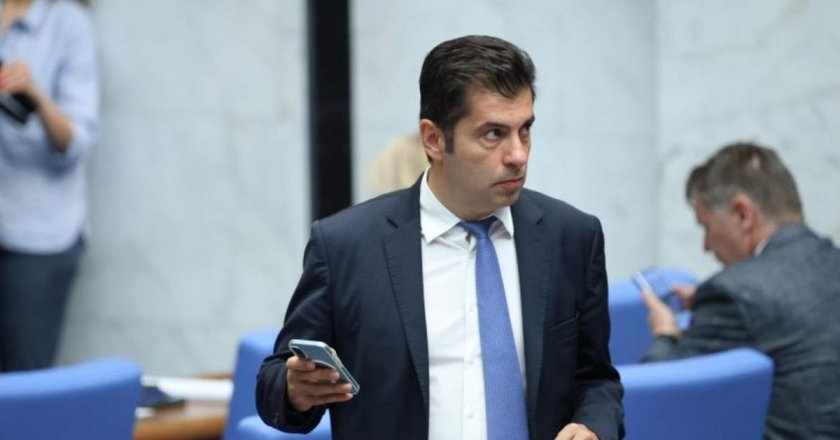 Кирил Петков: Хайде, няма нужда от театъра на Борисов