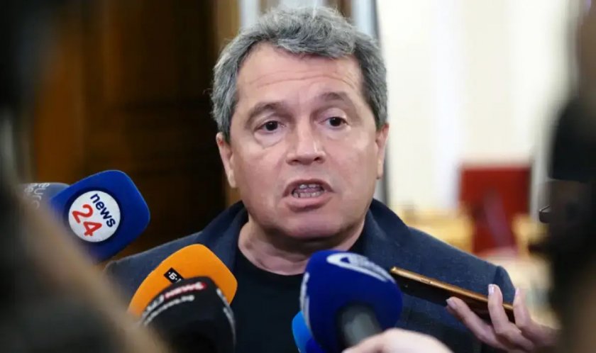 ИТН избира ръководство на партията на Национална конференция