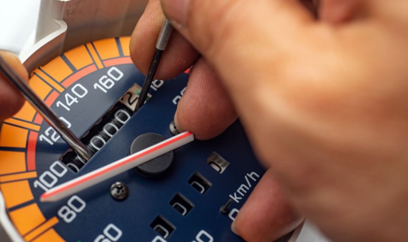 7 от 10 автомобила в България са с превъртян километраж,