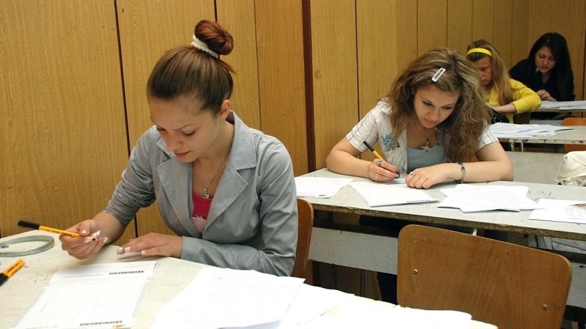 На днешната матура по профилиращ предмет бяха анулирани пет изпитни