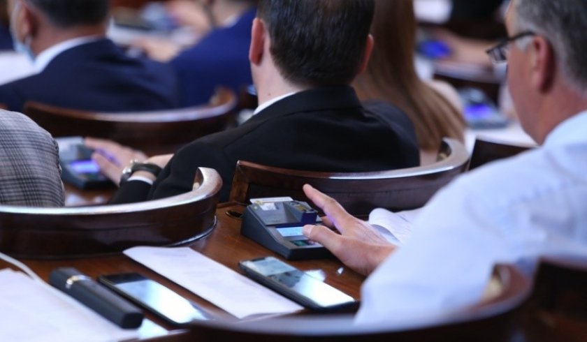 Фирмите ще подават отчети само на едно място