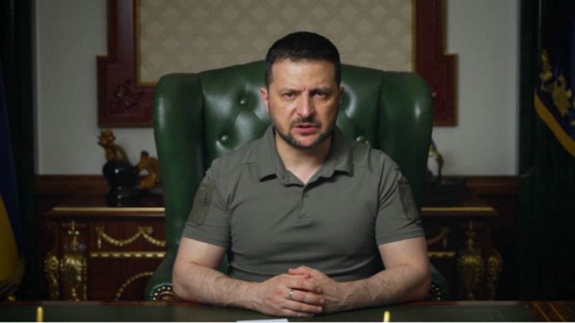 Зеленски изригна: Руснаците са идиоти!