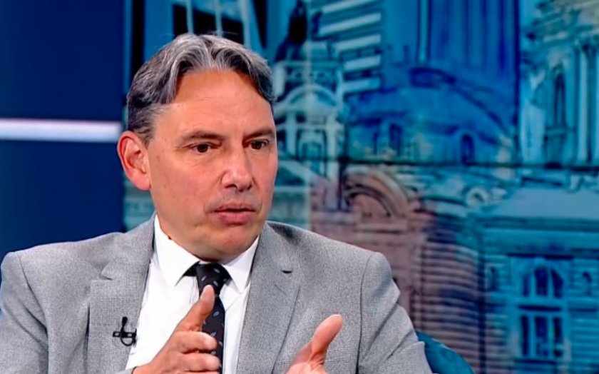 Васил Пандов: Битката за еврото я водим за нашите деца