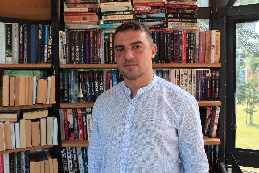 Писател алармира: Библиотеките ни изчезват, даже и в училищата вече ги няма