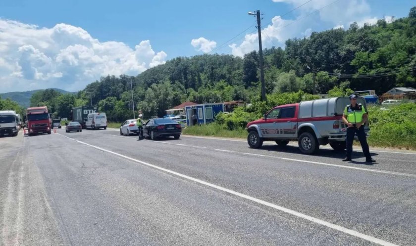 Специализираната операция на Пътна полиция“-ГДНП, осъществена днес съвместно със служители