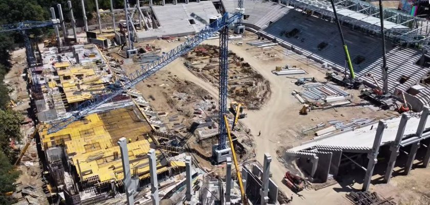 Грубият строеж на "Армията" приключва през септември (ВИДЕО)