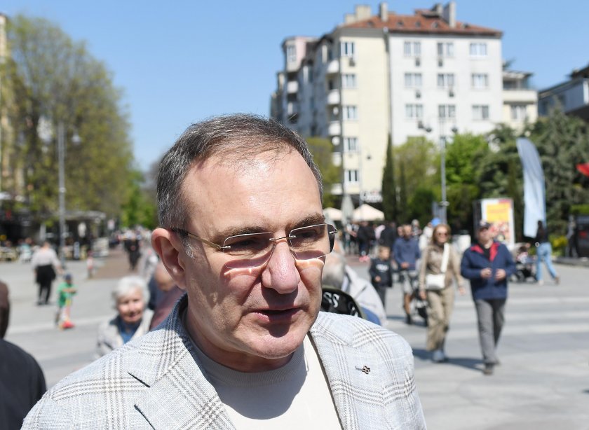 8 души в тежко състояние били намерени в незаконния дом за възрастни в София