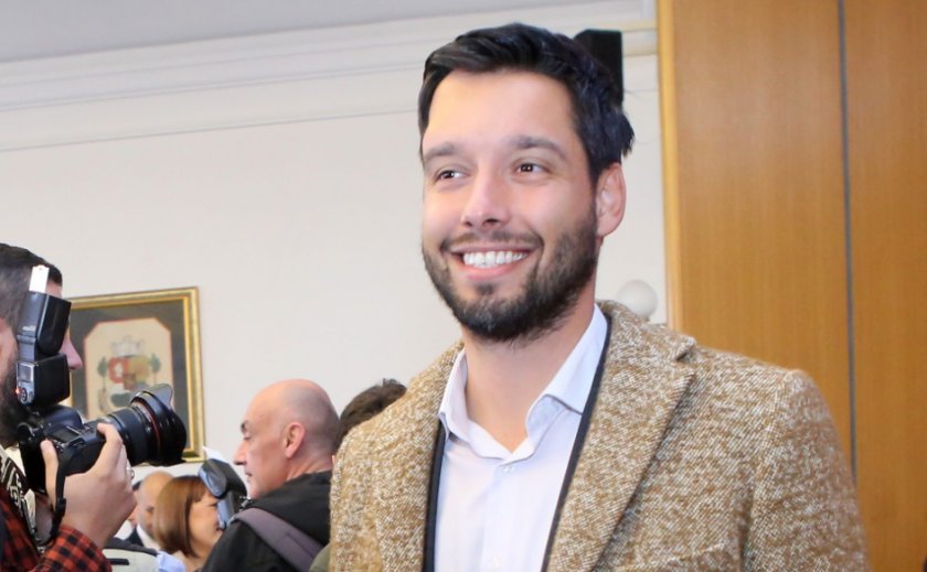 Бонев радостен за бюджета, чак благодари лицемерно на Терзиев 