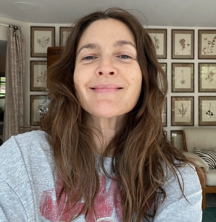 Актрисата Дрю Баримор реши да последва примера на колежките си