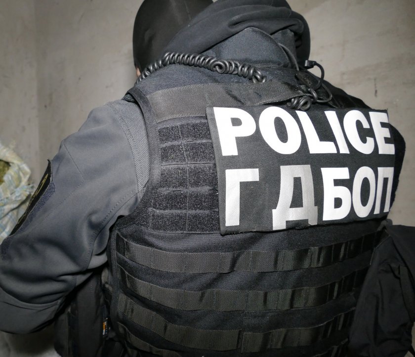 Потвърдено: ГДБОП и ДАНС са претърсвали дома на бивш директор на "Миграция" 