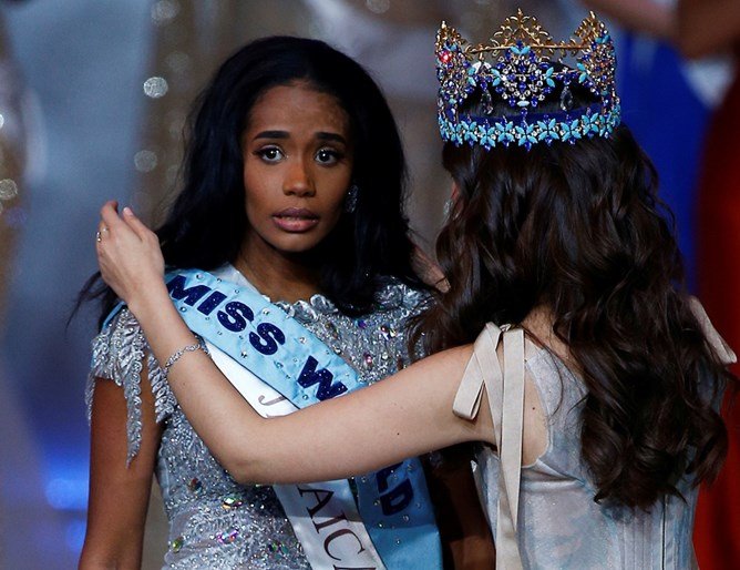 Красавица от Ямайка сложи короната на "Мис Свят" 2019