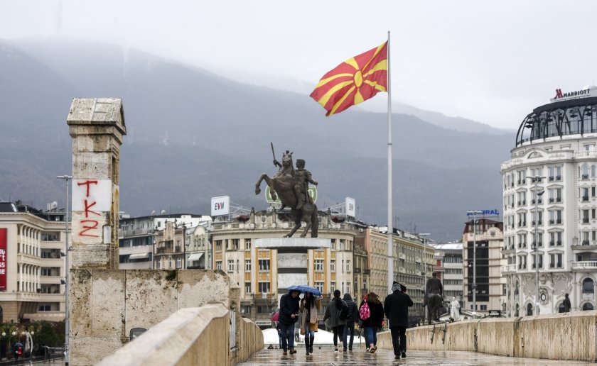 Високо напрежение София-Скопие: Има ли македонски език? (ОБЗОР)