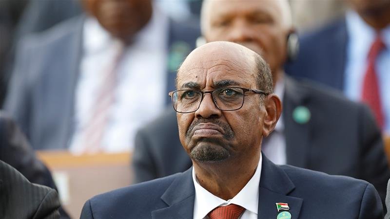 Осъдиха на 2 години затвор бившия президент на Судан