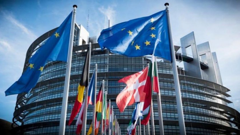 ЕК заплаши Малта с чл. 7 от договора за ЕС