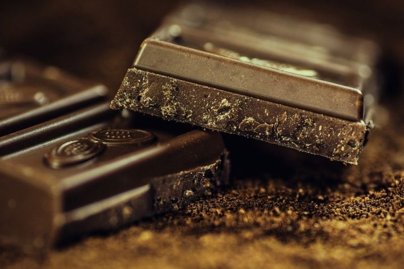 Скандал! Шоколадите наблъскани със захар, какао почти няма