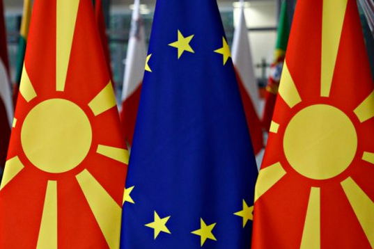 Гласуват Доклада за напредъка на Северна Македония по пътя към ЕС