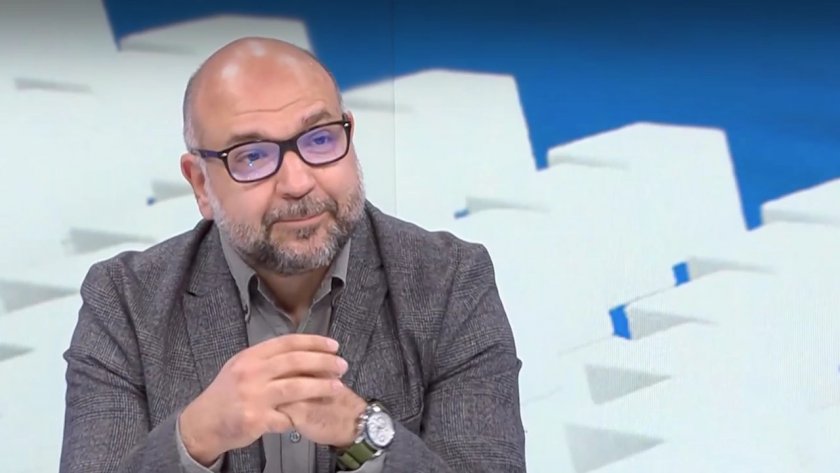 Политологът Христо Панчугов: Кабинетът ще издържи неочаквано дълго
