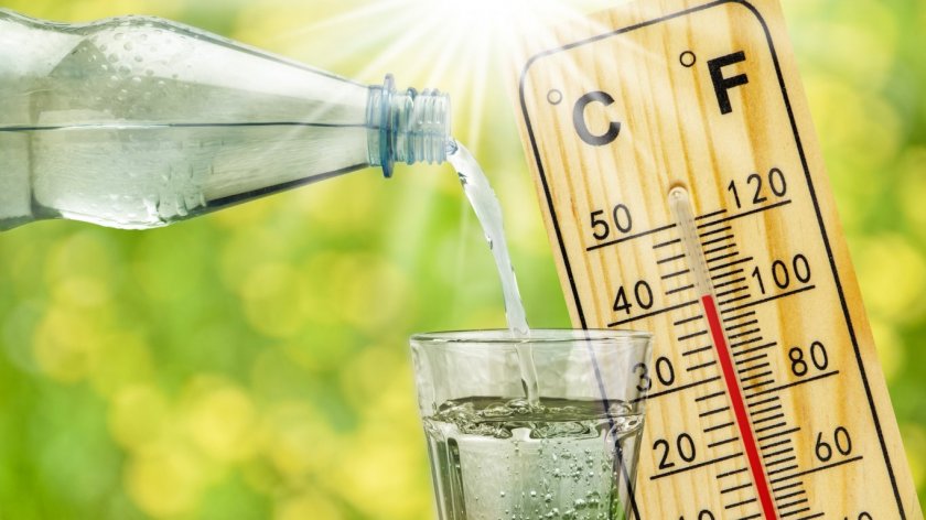 Една дума жега, две думи – страшна жега. Утре се