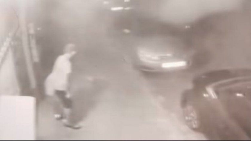Полицията в Сливен издирва мъж за насилие над животно